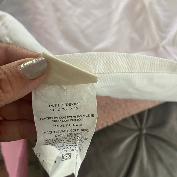 Kate Spade twin bed skirt - Picture 4 of 6